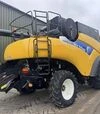 Зернозбиральний комбайн New Holland CR 9070, 2011 р.в, 3364 м/год, б/в - 2