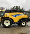 Зерноуборочный комбайн New Holland CR 9090, 2011 г.в, 3217 м/ч, б/у - 3