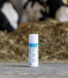 Спрей Kerbl Silver Spray для ухода и лечения копыт