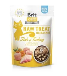 Лакомства для кошек Brit Raw Treat Freeze-Dried Hair and Skin для шерсти с рыбой и индейкой, 40 г