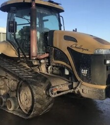 Трактор гусеничний Challenger MT 765, 2005 р.в, 8158 м/год, б/в