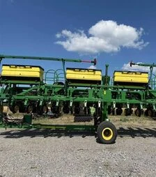 Сеялка John Deere 1745 16-рядная, 2017 г.в, 1500 Га, б/у