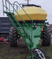 Посівний комплекс John Deere 730, 10,9 м + бункер 1910, 2013 р.в, повний кап.ремонт б/в
