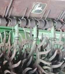 Борона ротаційна навісна John Deere 400, 9м, б/в