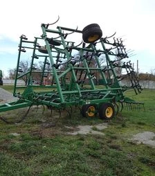 Культиватор John Deere 980, б/в