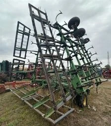 Культиватор John Deere 980, 12,5 м, з пружинною бороною, б/в