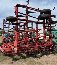 Культиватор CASE IH Tiger Mate II, 10,7 м, 2008 рв, б/в