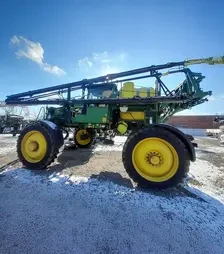 Опрыскиватель John Deere 4040