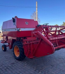 Зернозбиральний комбайн Massey Ferguson 186, 1975 р.в, з Європи, б/в