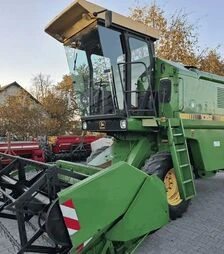 Зернозбиральний комбайн John Deere 1052, 1984 р.в, 5000 м/год, б/в
