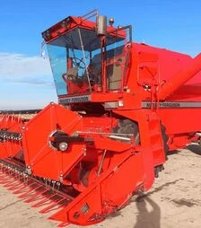 Зернозбиральний комбайн Massey Ferguson 27 XP, 1990 р.в, 5000 м/год, б/в