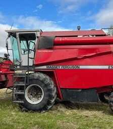 Зерноуборочный комбайн Massey Ferguson 25, 1991 г.в, 5000 м/ч, б/у