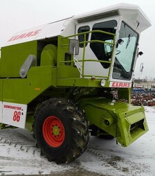 Зерноуборочный комбайн Claas Dominator 86, 1984 г.в, 2702 м/ч, б/у