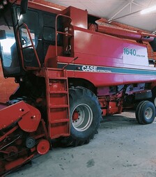 Зернозбиральний комбайн Case IH 1640, 1990 р.в, 2990 м/год, б/в