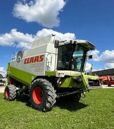 Зернозбиральний комбайн Claas Lexion 450, 2001 р.в, 2780 м/год, б/в