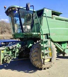 Зернозбиральний комбайн John Deere 9560 WTS, 2002 р.в, 8628 м/год, б/в