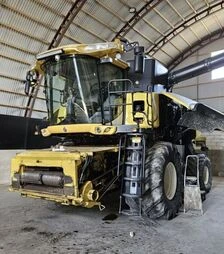 Зернозбиральний комбайн New Holland CR 9080, 2007 р.в, 4568 м/год, б/в
