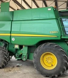 Зернозбиральний комбайн John Deere S 560i, 2010 р.в, 8000 м/год, б/в