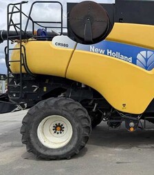 Зерноуборочный комбайн New Holland CR 980, 2006 г.в, 5800 м/ч, б/у