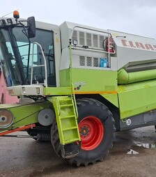 Зернозбиральний комбайн Claas Mega 360, 2006 р.в, 3340 м/год, б/в