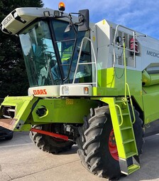 Зерноуборочный комбайн Claas Medion 310, 2007 г.в, 2995 м/ч, б/у