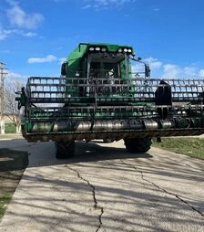 Зерноуборочный комбайн John Deere W440, 2016 г.в, 2200 м/ч, б/у