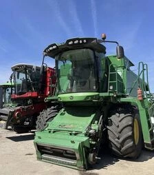 Зернозбиральний комбайн John Deere W650, 2013 р.в, 5208 м/год, б/в
