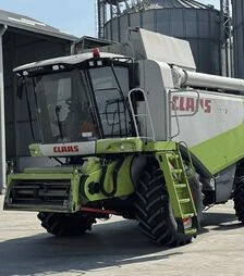 Зерноуборочный комбайн Claas Lexion 550, 2004 г.в, 4500 м/ч, б/у