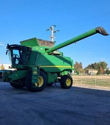 Зерноуборочный комбайн John Deere C670, 2007 г.в, 7074 м/ч, б/у
