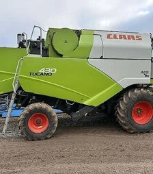 Зернозбиральний комбайн Claas Tucano 430, 2010 р.в, 2280 м/год, б/в