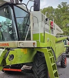 Зернозбиральний комбайн Claas Mega 360, 2005 р.в, 3000 м/год, б/в