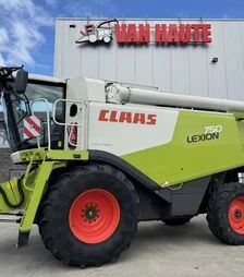 Зерноуборочный комбайн Claas Lexion 750, 2010 г.в, 3820 м/ч, б/у