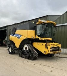 Зернозбиральний комбайн New Holland CR 9090, 2012 р.в, 3647 м/год, б/в