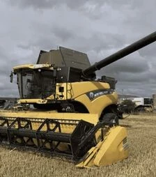Зернозбиральний комбайн New Holland CR9090, 2012 р.в, 3647 м/год, б/в