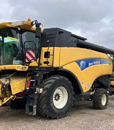 Зернозбиральний комбайн New Holland CX 8070, 2012 р.в, 2430 м/год, б/в