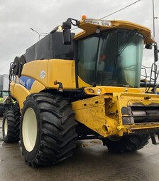 Зернозбиральний комбайн New Holland CR 9090, 2011 р.в, 3217 м/год, б/в