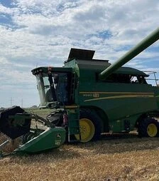 Зерноуборочный комбайн John Deere W440, 2014 г.в, 484 м/ч, б/у
