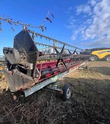 Жниварка зернова CASE IH 1020, 2008 рв + візок, б/в