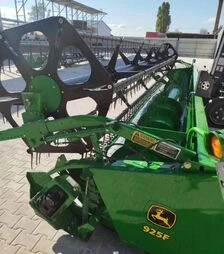 Жниварка зернова John Deere 925F під Lexion, 1998 р.в, б/в