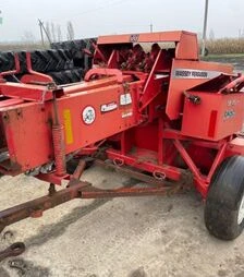 Прес-підбирач тюковий Massey Ferguson 1835, б/в