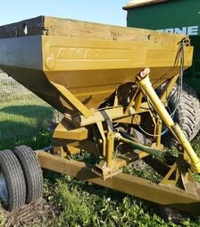 Розкидач добрив Amazone ZA-M 1001, 24 м, б/в