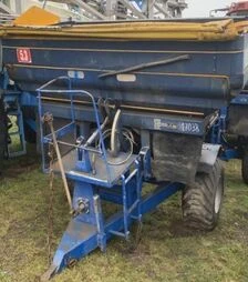 Разбрасыватель удобрений BOGBALLE M2 D, 2500 л, 2016 г.в, б/у