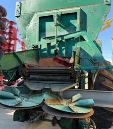 Розкидач мінеральних добрив РМУ-8000, 2014 р.в., б/в