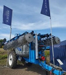 Аплікатор для суцільного внесення BOGUSLAV АРЕС 4200-12, 48 ін'єкційних робочих органів