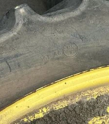Шина Mitas в комплекті з диском 320/90 R54 R-1W 151A8/B TL б/в