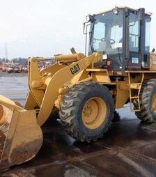 Навантажувач фронтальний CATERPILLAR 910G, 2004 р., б/в