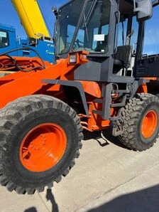 Погрузчик фронтальный HITACHI LX80-5, 2005 г., б/у