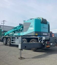 Автокран KOBELCO RK700 EG03, 2011 г.в., 5800 м/ч, б/у