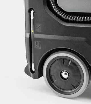 Підлогомийна машина акумуляторна Karcher BD 35/15 C Classic Bp Pack (1.783-442.0)