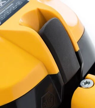 Бензопила STIGA CS750 2 кВт, шина 450 мм